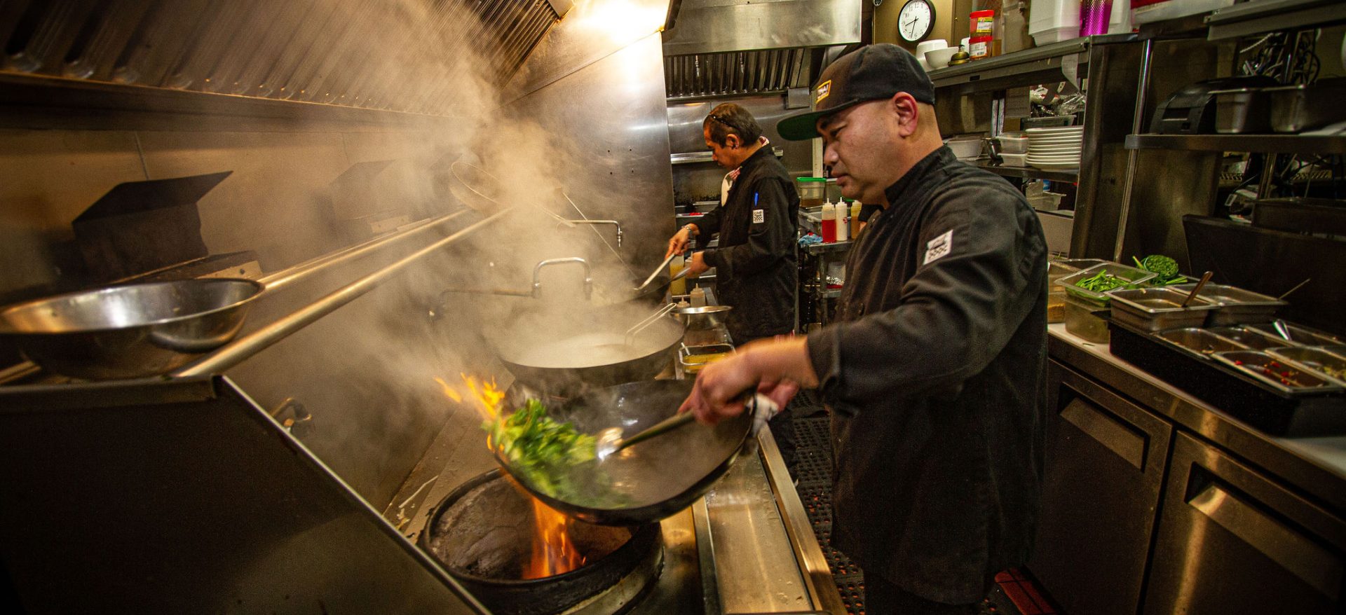 baan thai oak bay kitchen